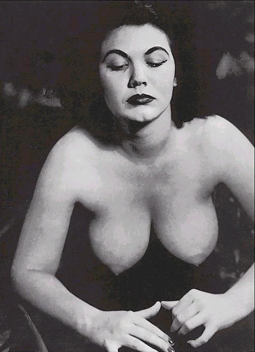 25P Vintage boobs 5