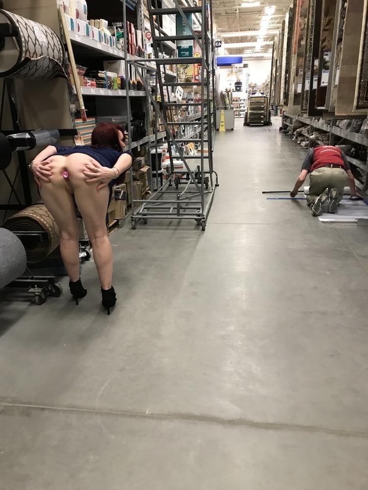 25P FLASHING WIFE