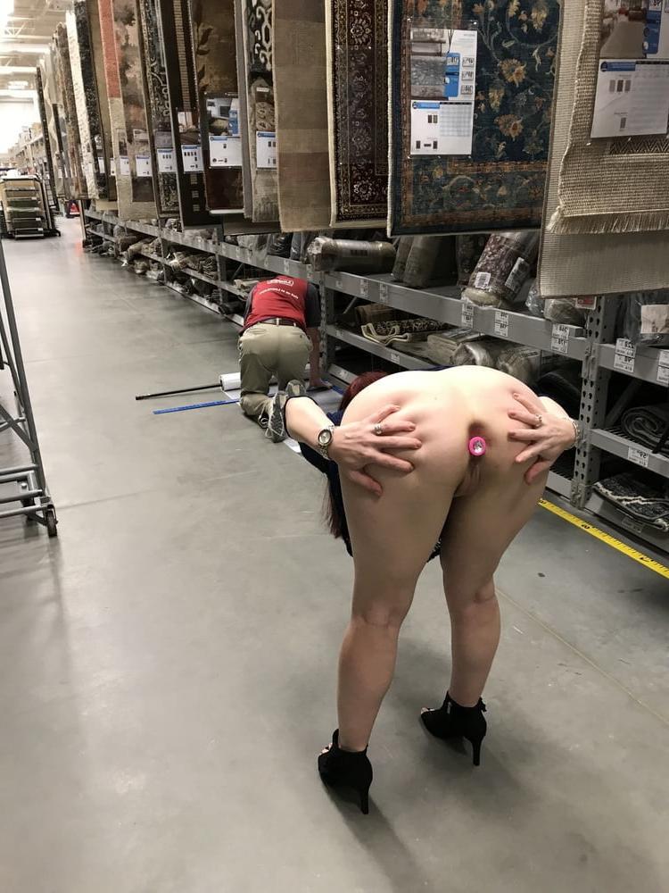 25P FLASHING WIFE