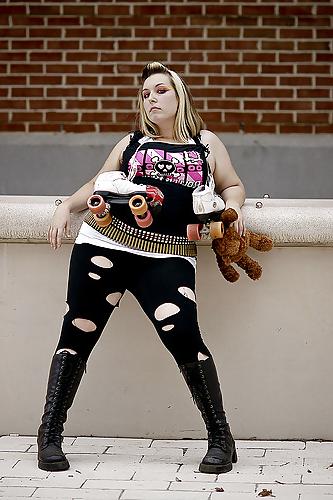 25P Punk Emo Tattoo Pierced Women 3