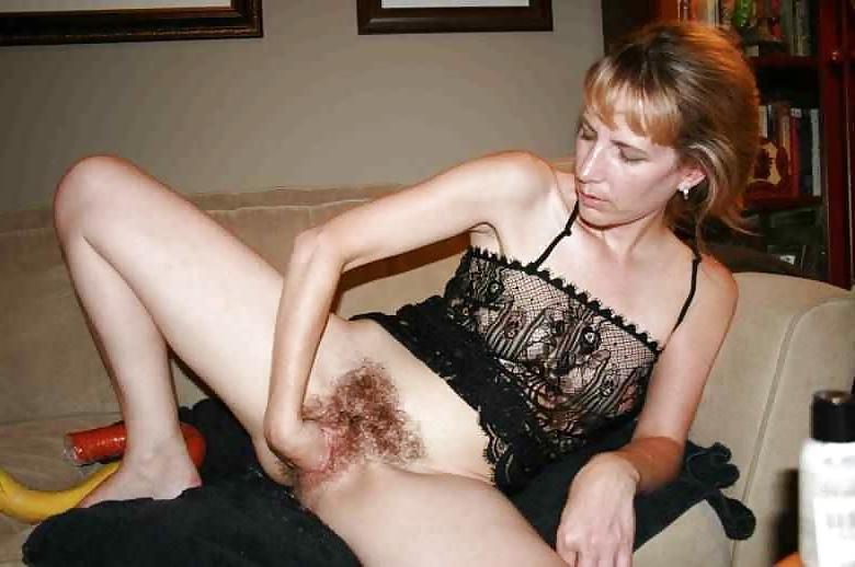 25P Hairy Milfs