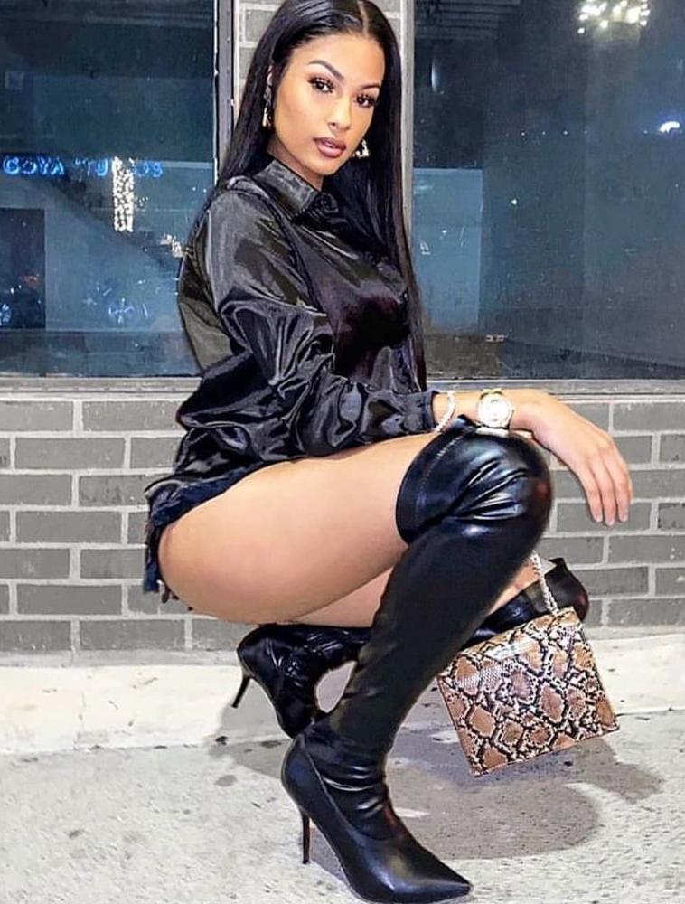 25P Milfs &amp; Gilfs wearing boots no.63