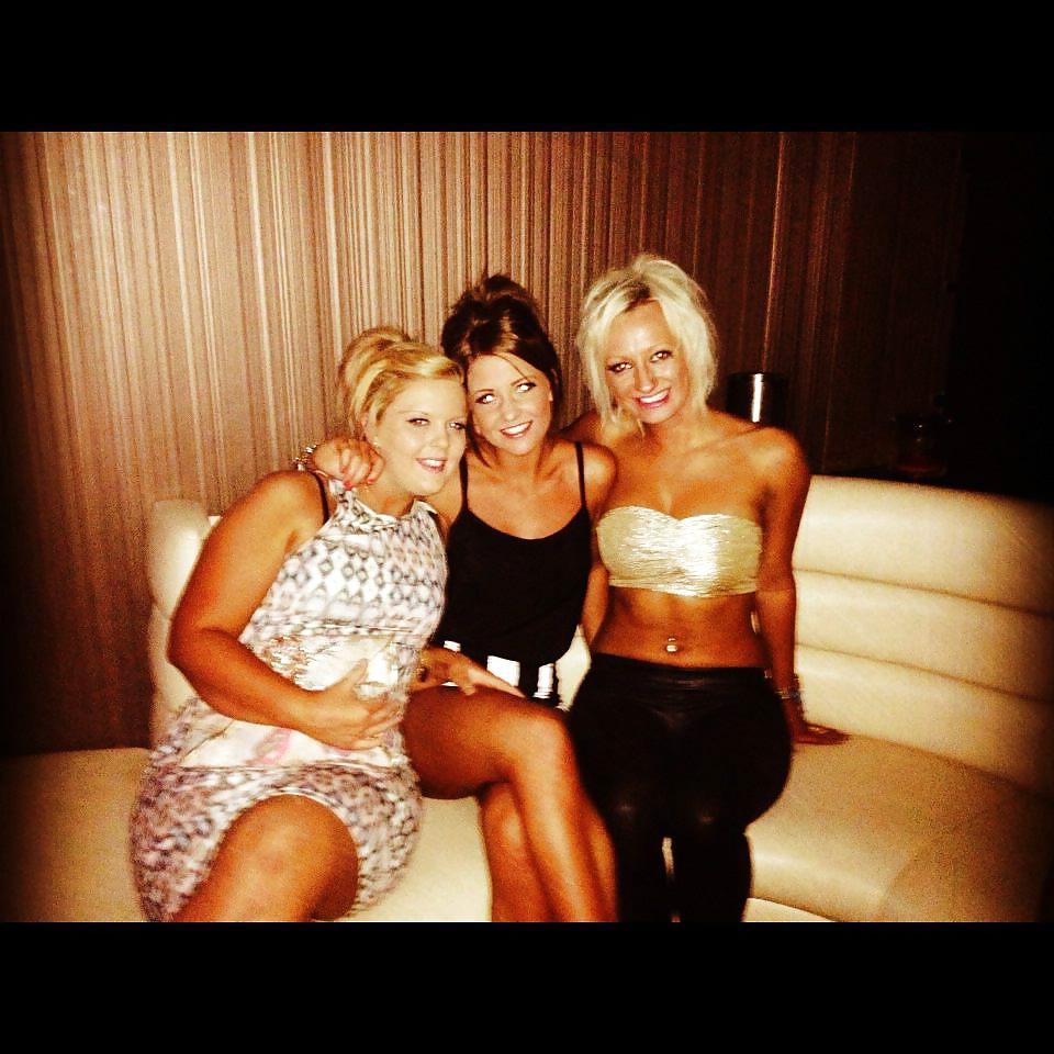 25P Hot babes 31