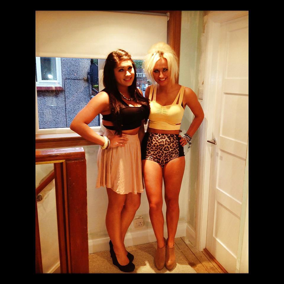 25P Hot babes 31