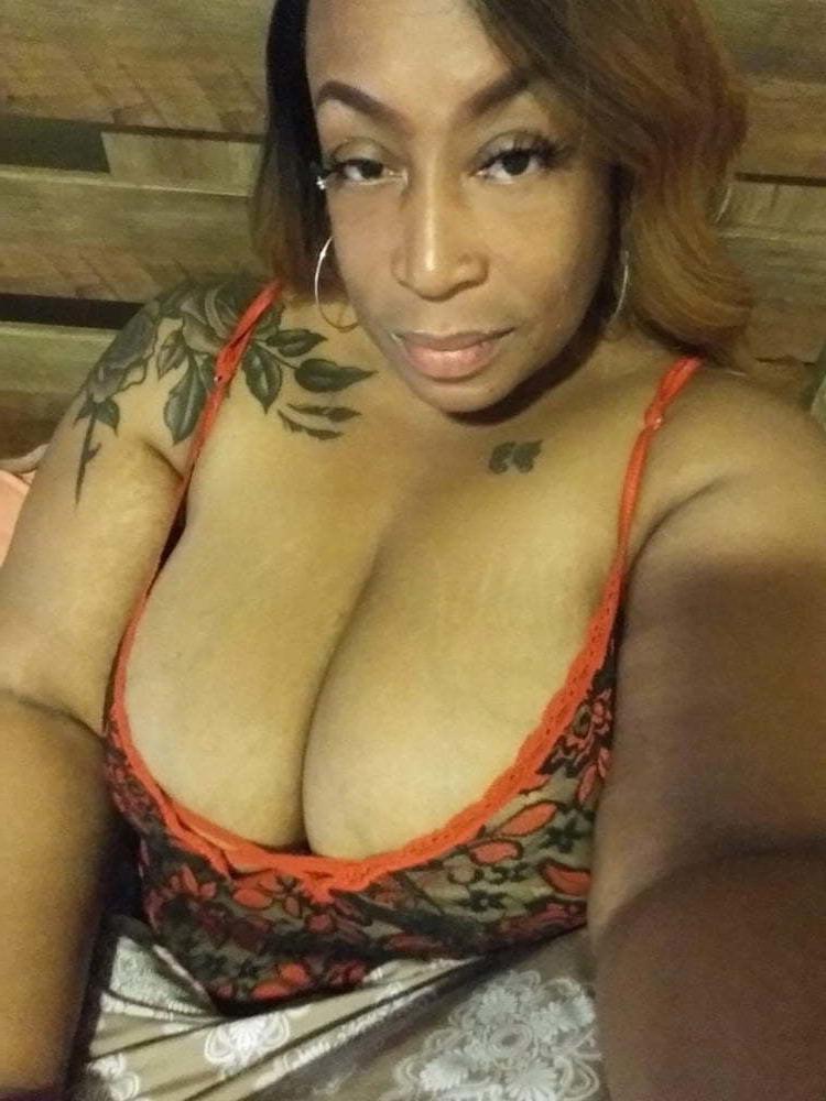 5P Huge Ebony Tits vol. 16