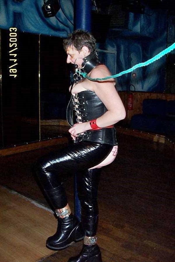 25P Sub slave Pat_76 and wife for exposure
