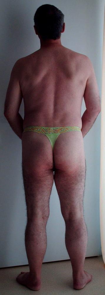 25P Sub slave Pat_76 and wife for exposure