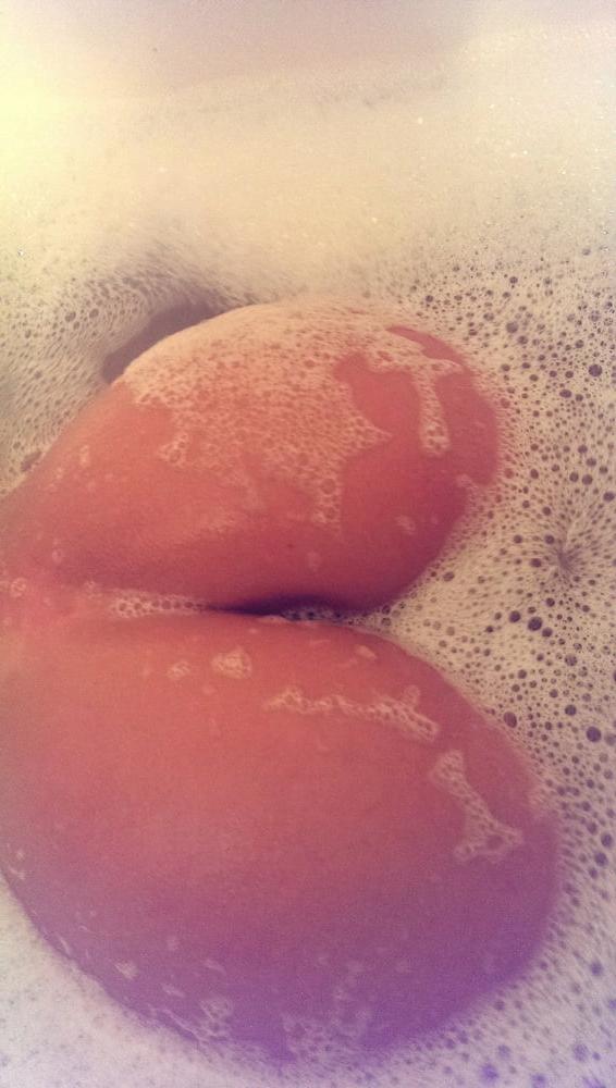 25P horny slut 2