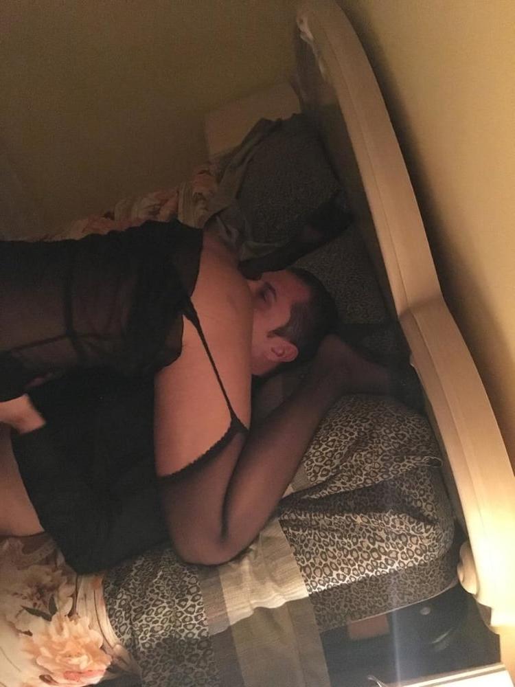 25P Cuckold wife