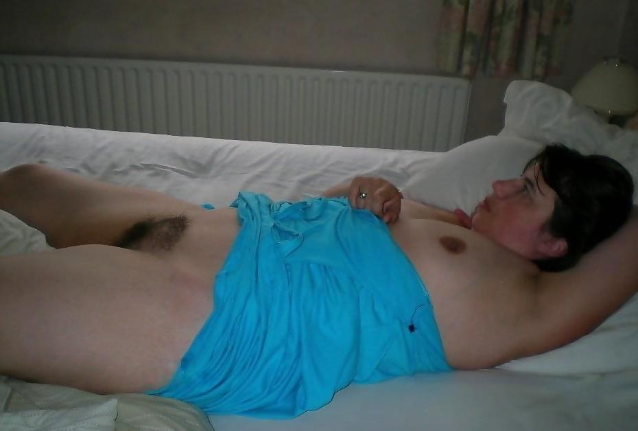 25P Expose Web Slut Holly Harris 3