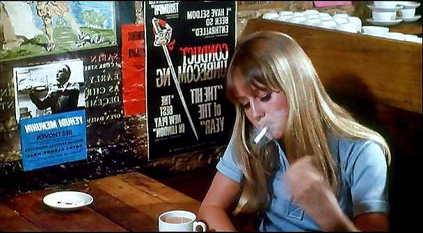 25P Susan George Smoking