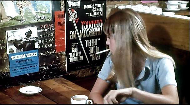 25P Susan George Smoking
