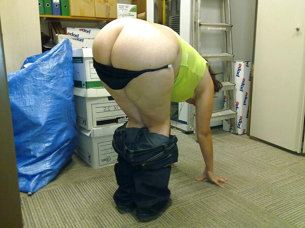 25P Massive Fleshy Buttocks 18
