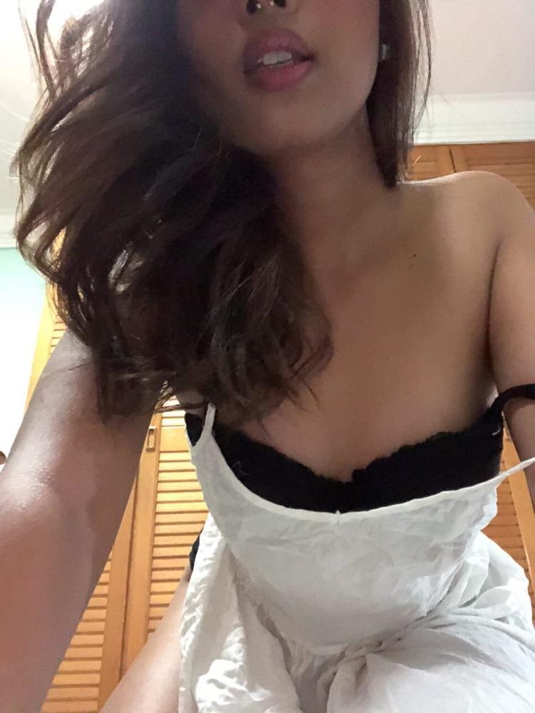 25P Hot Malaysian Girl 5 Atikah