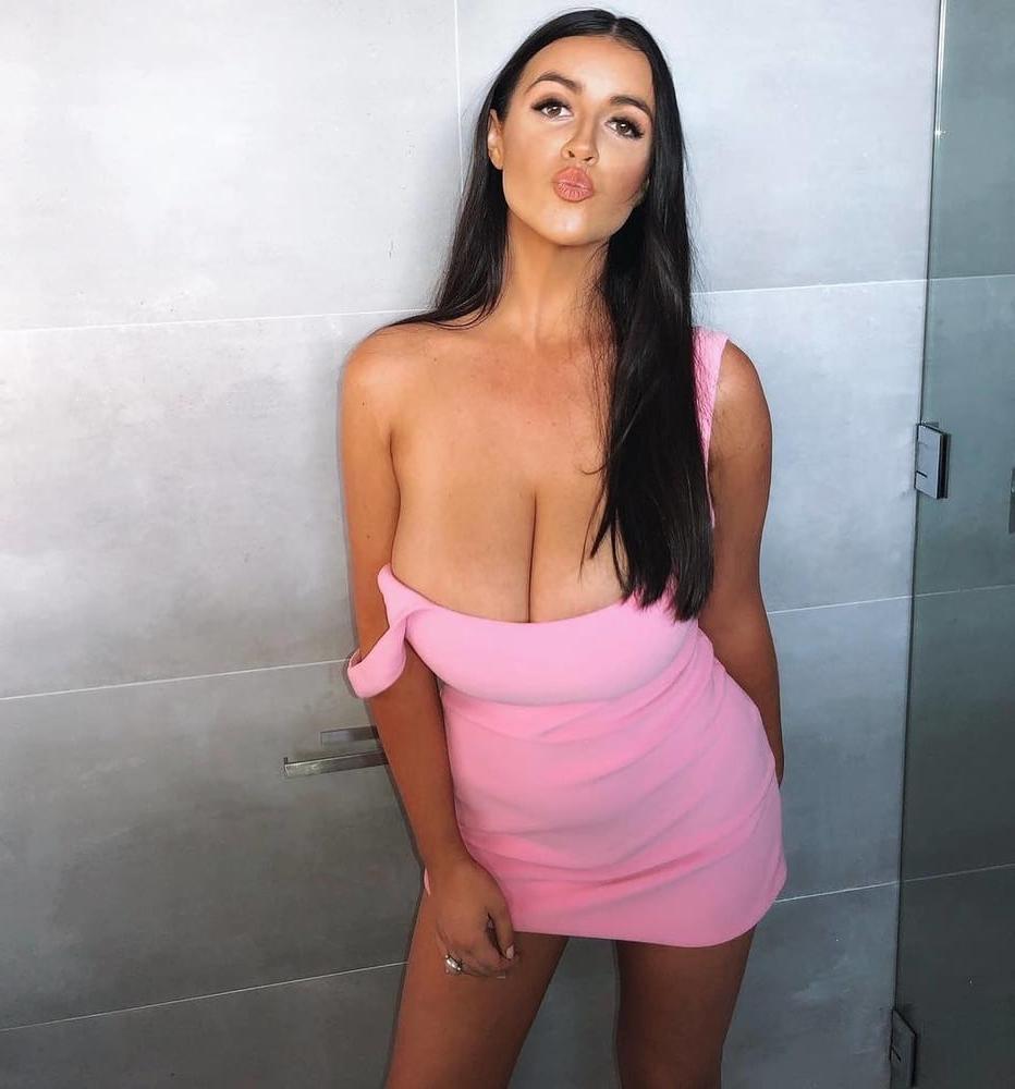 25P Super Hot Slut 21