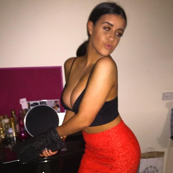 25P Super Hot Slut 21