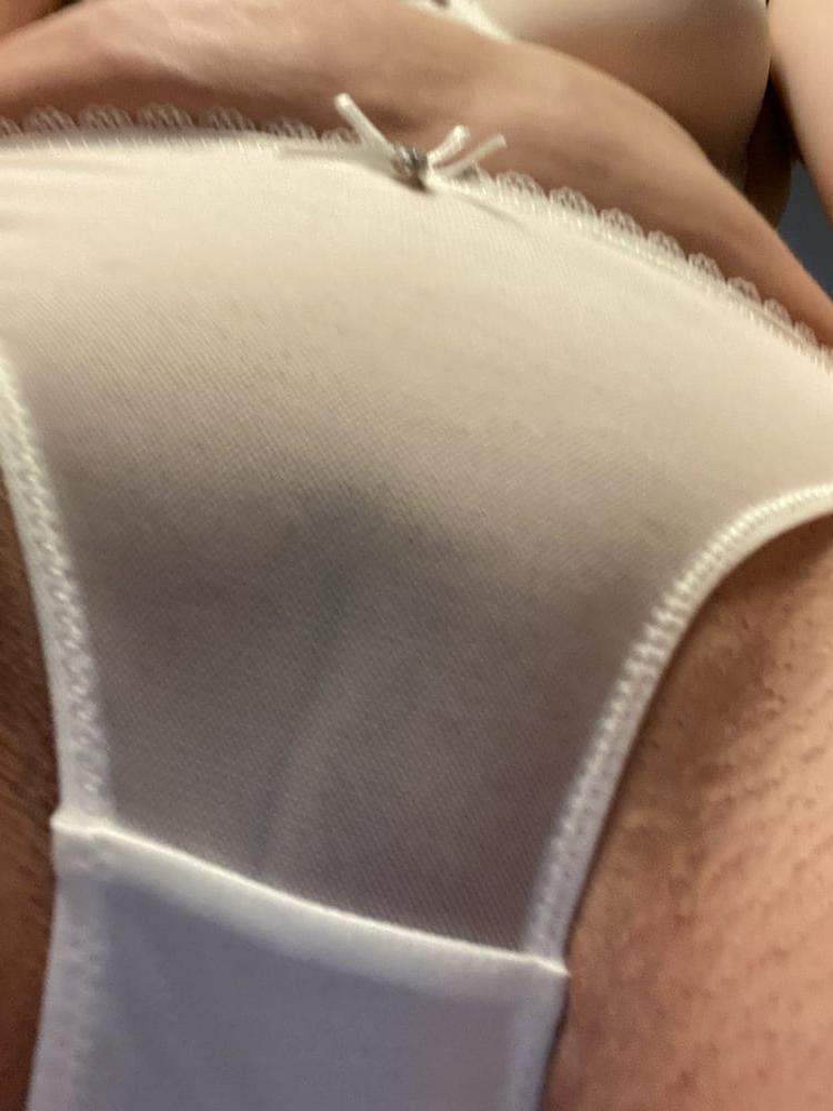 25P DAY16 SLUT LOCKDOWN