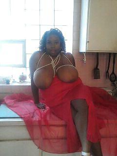 8P The Live-In House Maid
