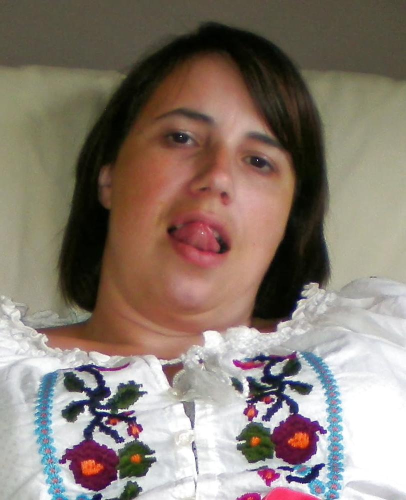 23P Expose Web slut Holly Harris