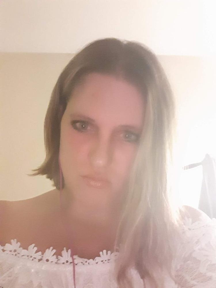 17P She's a VB local slut