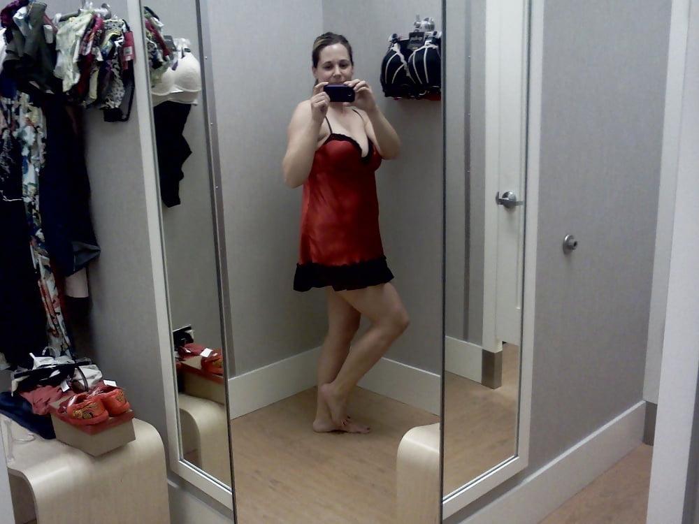 25P 26. Texas wife Brandy poses