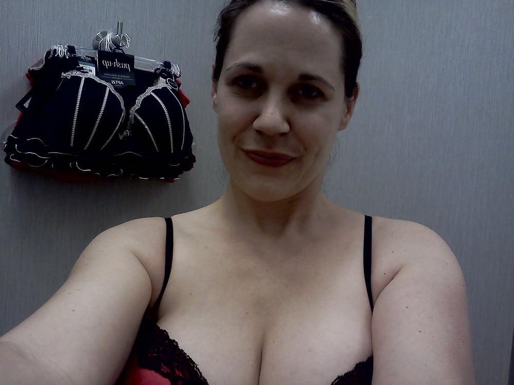 25P 26. Texas wife Brandy poses