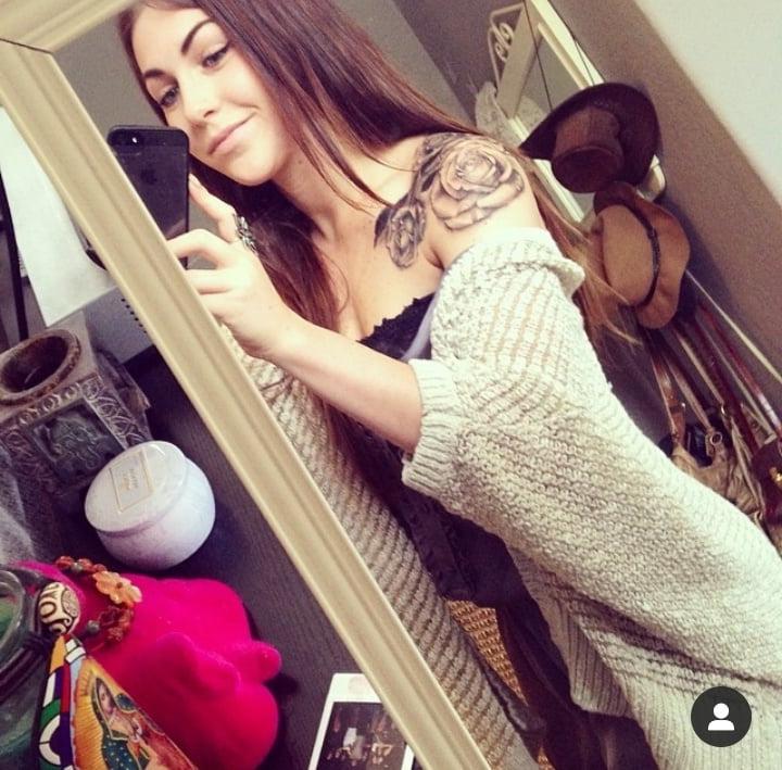 21P Horny slut