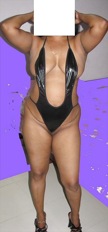 23P A kinky slut indian wife