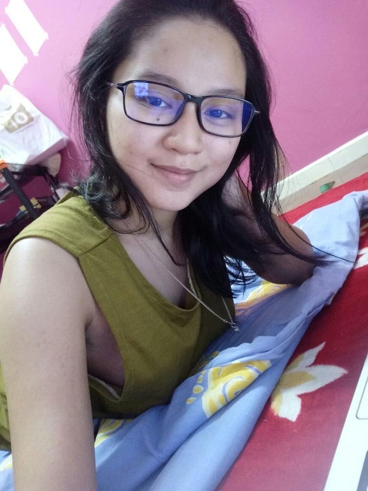 25P Hot Malaysian Girl 1