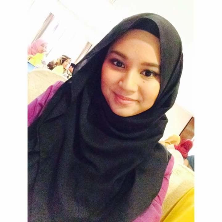 25P Hot Malaysian Girl 1
