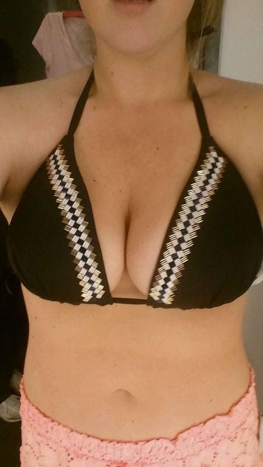 22P Sexy Wife