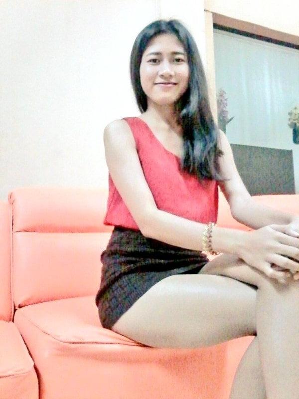 16P Hot Indonesian Girl 3 (Miss Bebi)