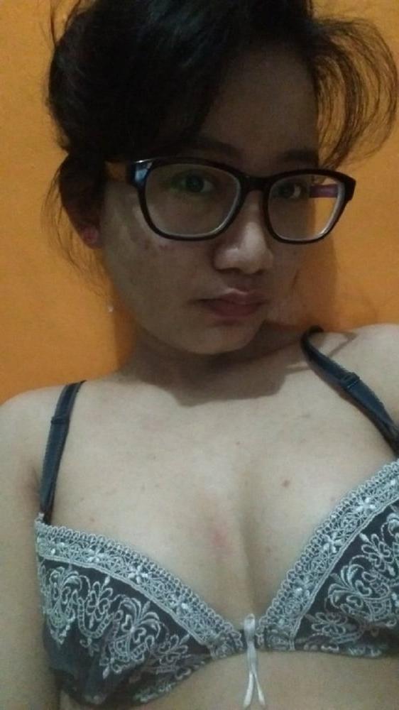 14P Hot Malaysian Girl 2