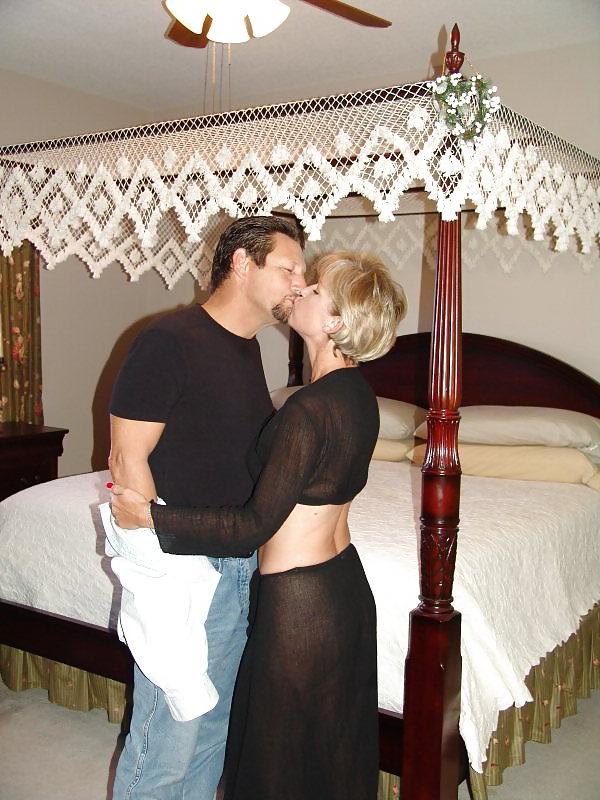 25P Older Blonde Milf gets a Stud