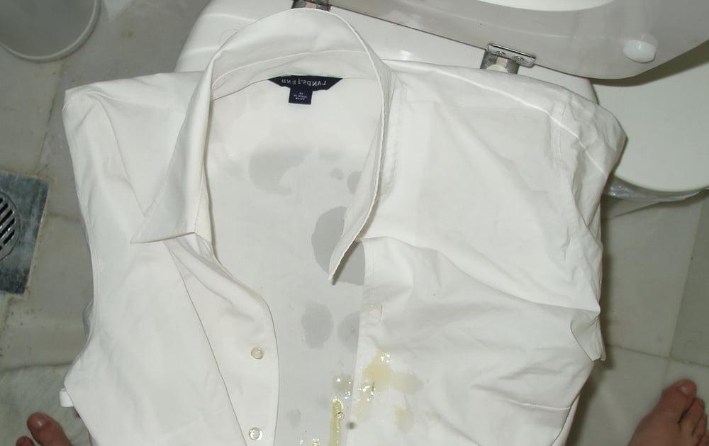 17P white blouse piss 1