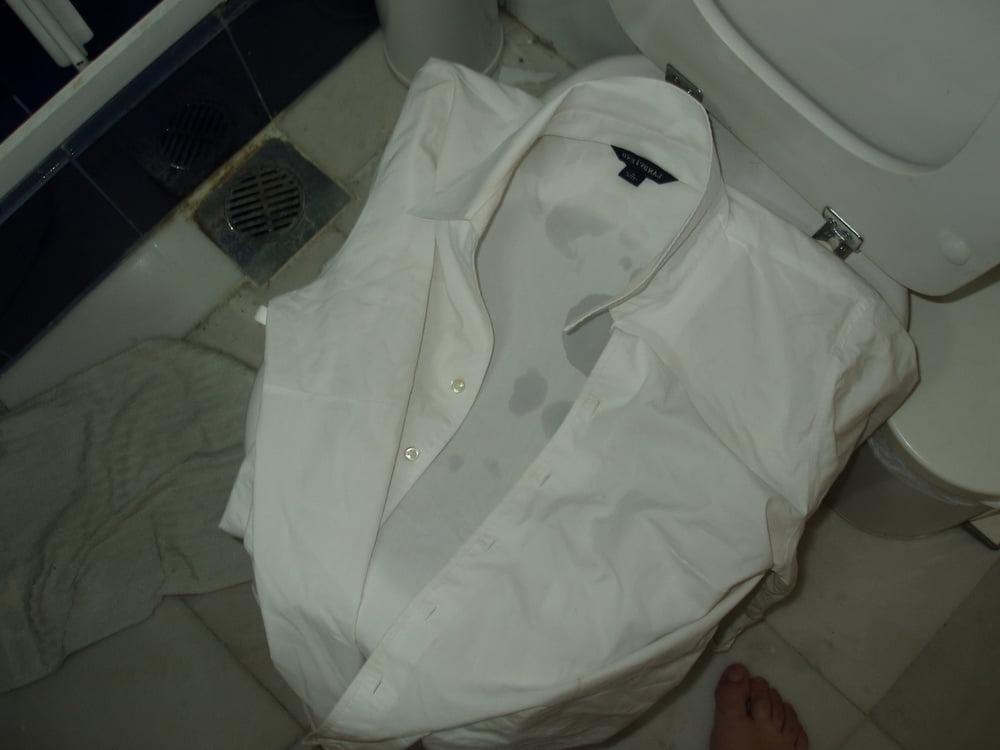 17P white blouse piss 1