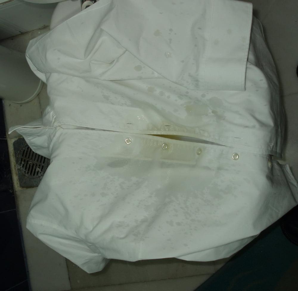 17P white blouse piss 1