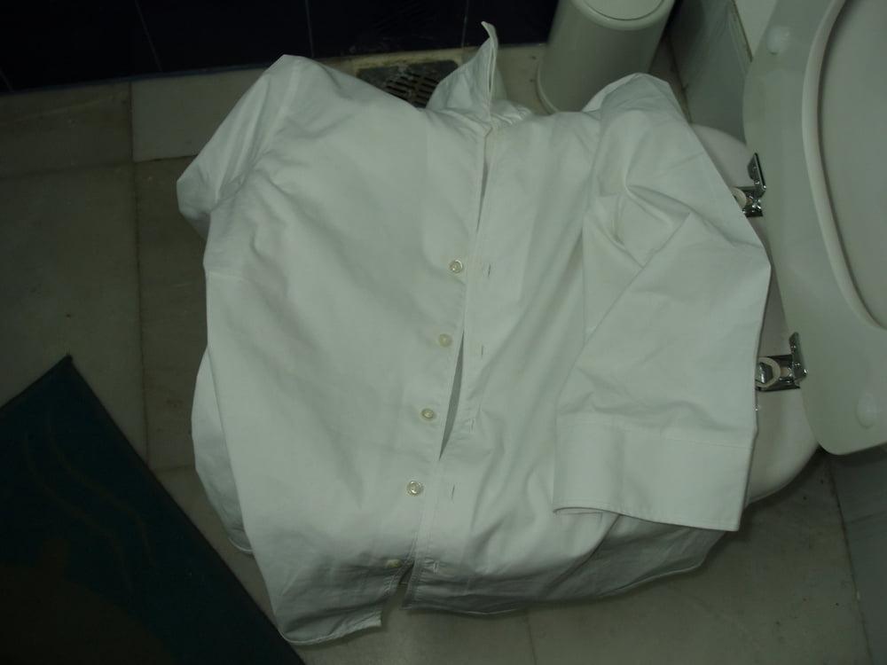 17P white blouse piss 1