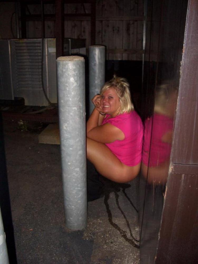 25P When She's Gotta Go 098