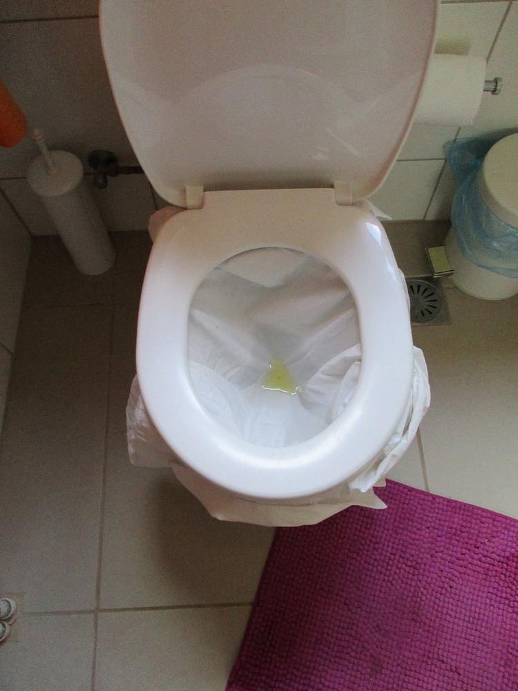 15P white blouse piss 4