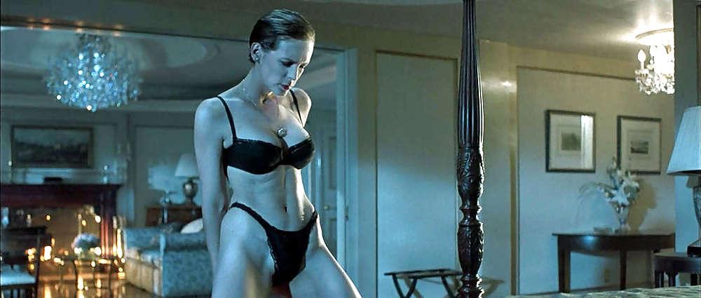 25P Jamie Lee Curtis Ultimate Nude Collection