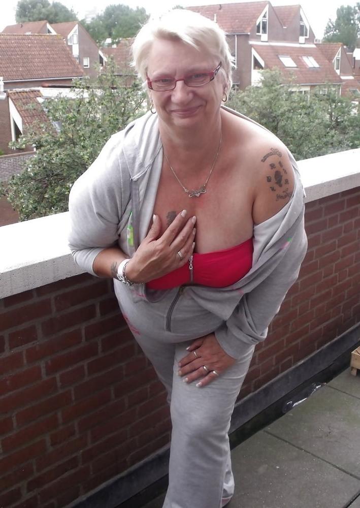 16P Brafree mom 038.