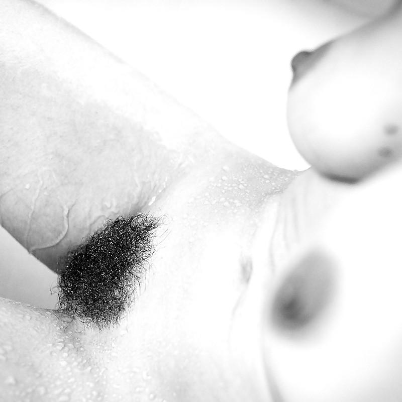 19P Black and White Erotic Pics