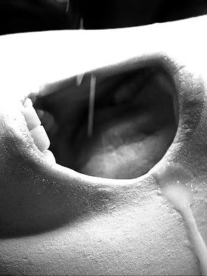 19P Black and White Erotic Pics