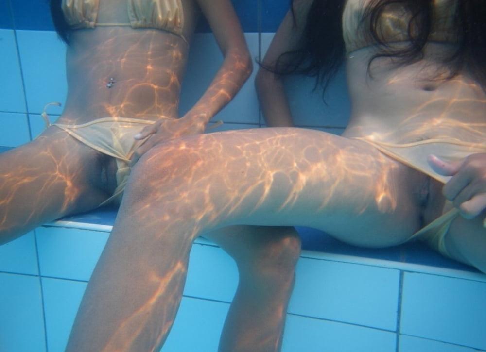 25P Swinger Pool Party #66