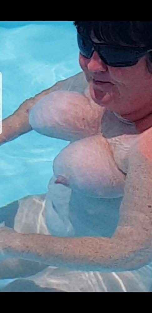 25P Swinger Pool Party #67
