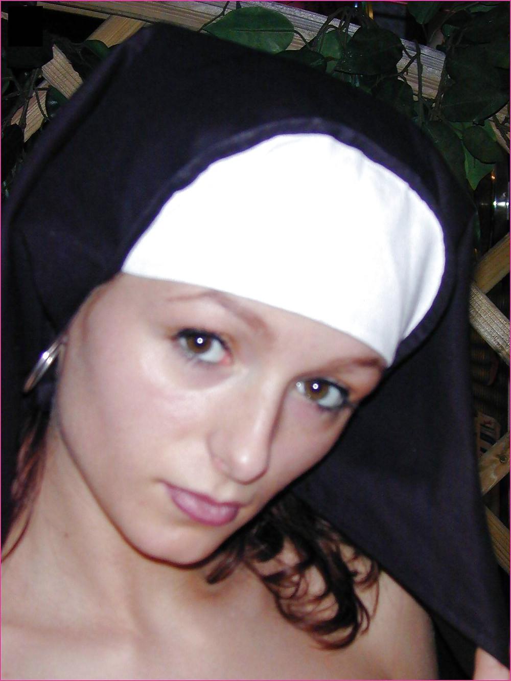 25P HOT GERMAN NUN