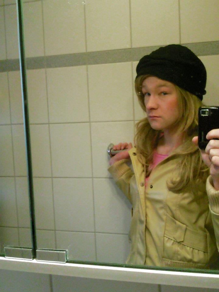 7P Cute German young Crossdresser xD (27.11.2011)