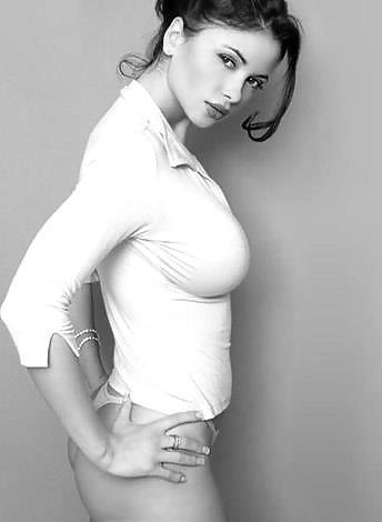 16P BIg boobs 