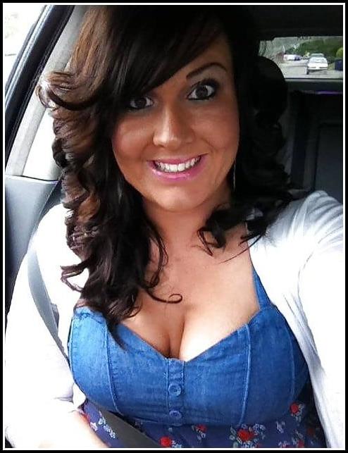 25P These young and old women show their Stockings 10